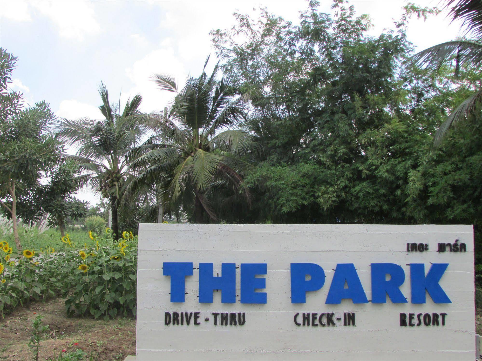 The Park Drive-Thru Check-In Resort Bangkok Dış mekan fotoğraf