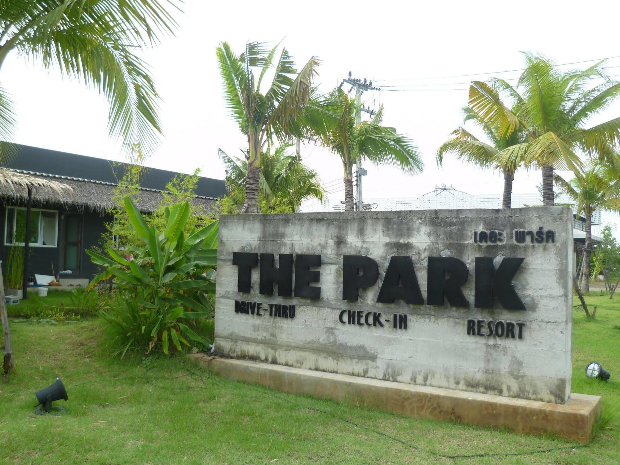 The Park Drive-Thru Check-In Resort Bangkok Dış mekan fotoğraf